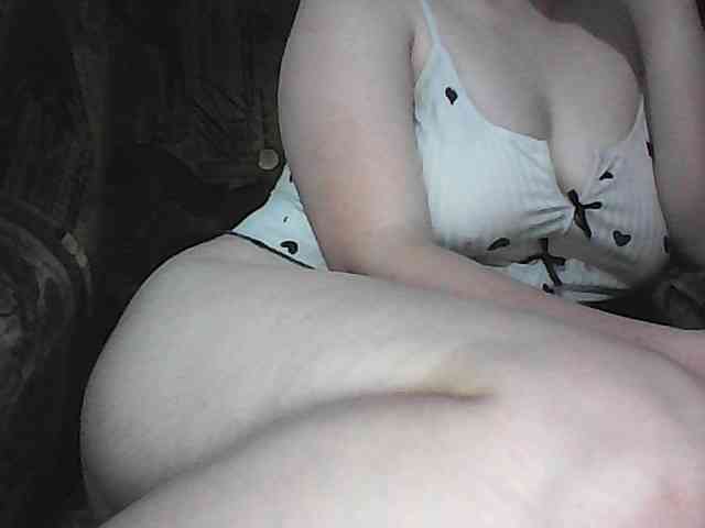 KissMeQuick webcam