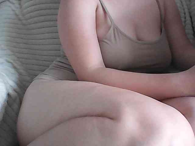 KissMeQuick webcam