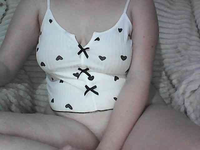 KissMeQuick webcam