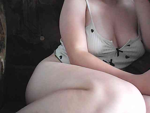 KissMeQuick webcam