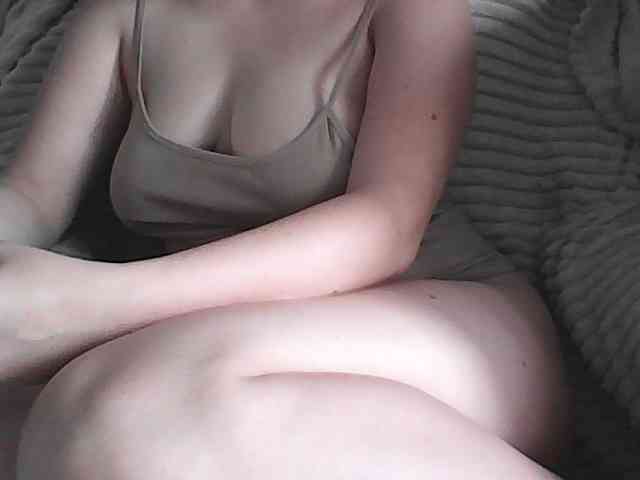 KissMeQuick webcam