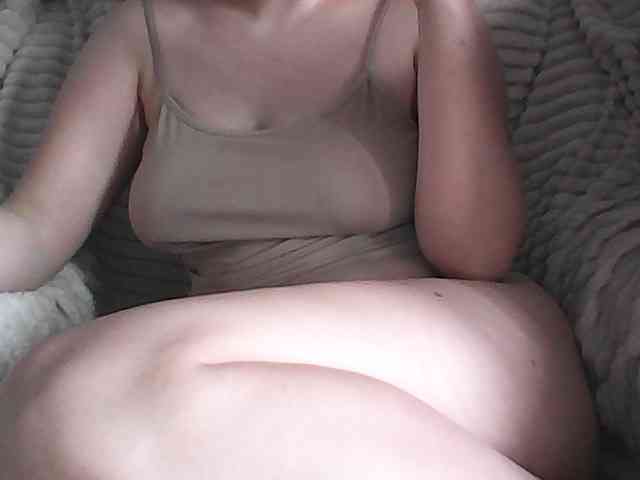 KissMeQuick webcam
