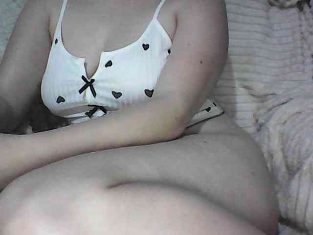 KissMeQuick webcam