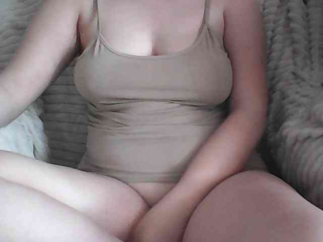 KissMeQuick webcam