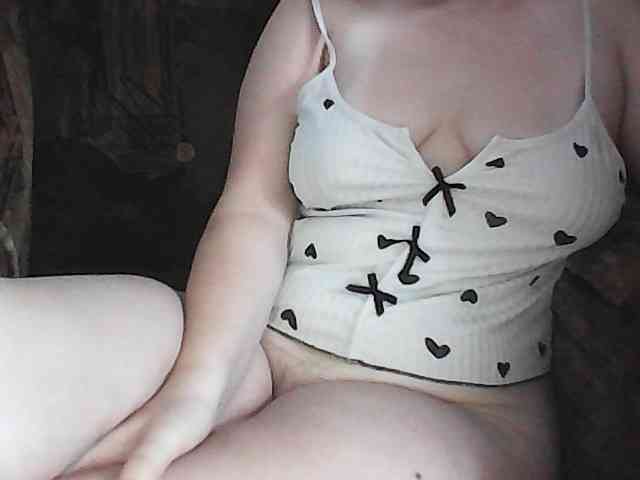 KissMeQuick webcam