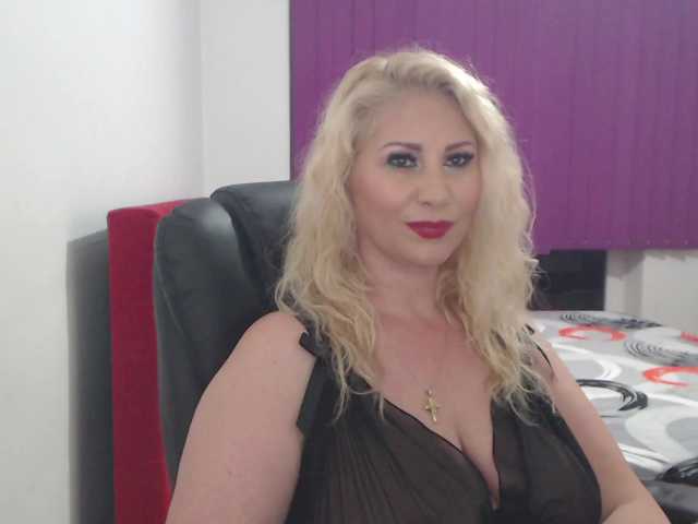 Angelahot live webcam show
