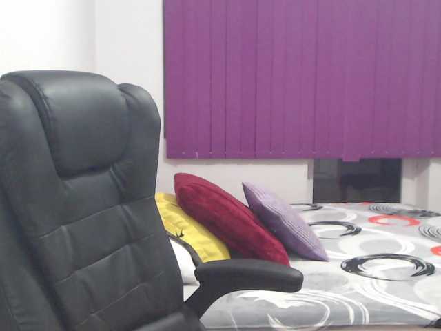 Angelahot live cam on BongaCams
