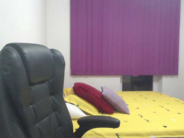 Sex chat gratuit in direct cu Angelahot pe BongaCams