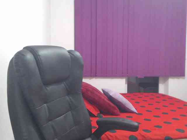 Iuliaxxtasyy webcam