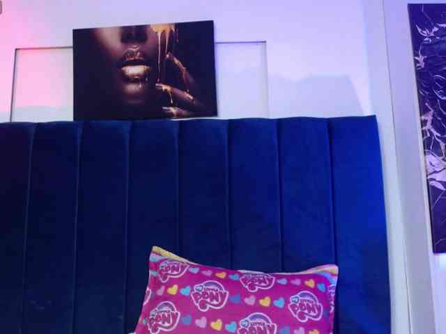 Stefany-wish webcam