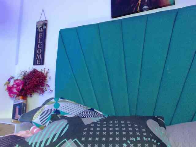 Stefany-wish webcam