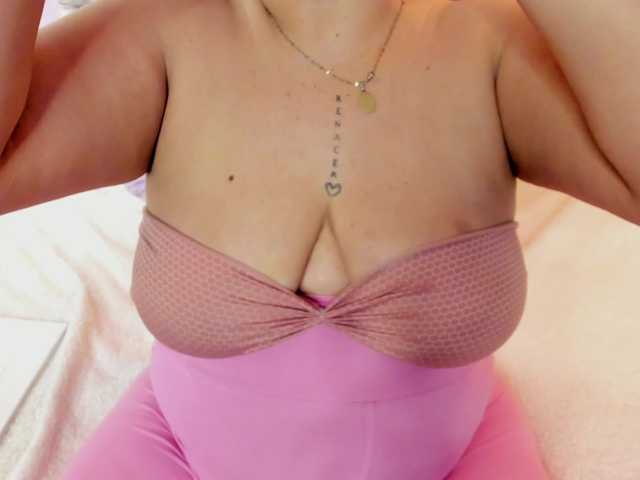 SalmaZman live cam on BongaCams