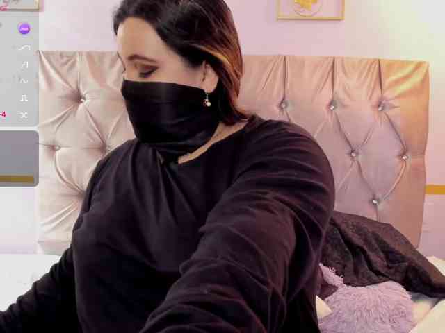 SalmaZaman webcam