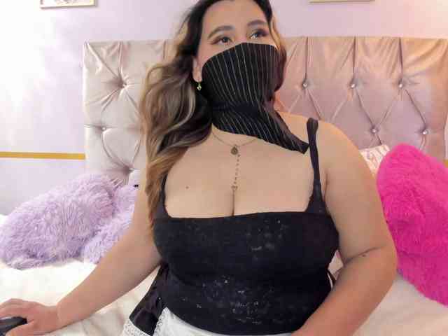 SalmaZaman webcam