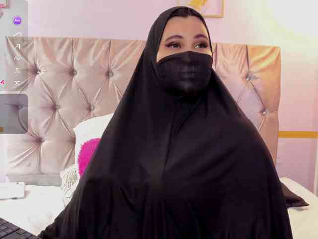 SalmaZaman webcam