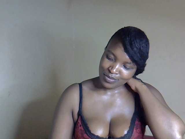 sexyveemani's BongaCams show and profile