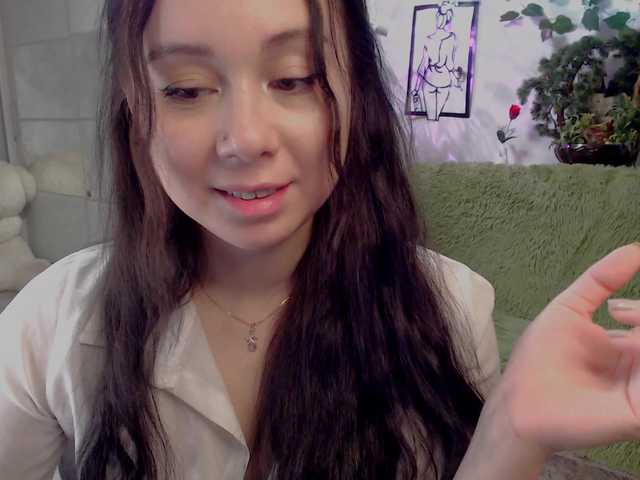 WOWalina live webcam show