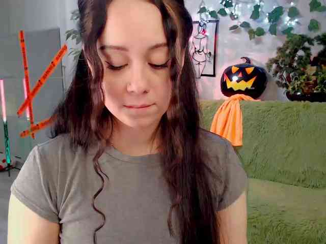 Model: WOWalina