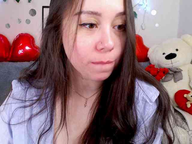 Live stream of WOWalina