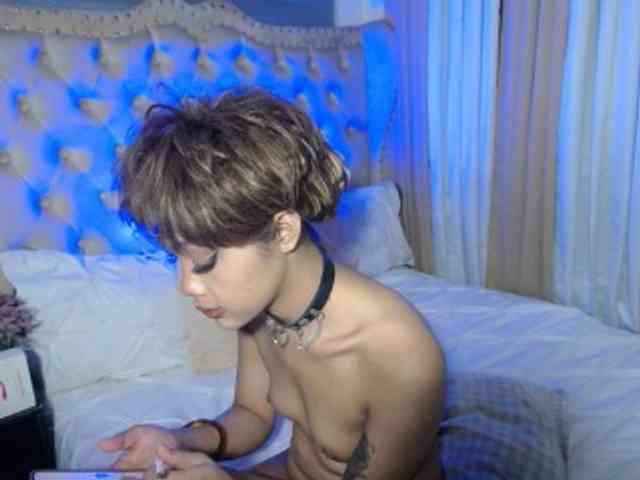 Dieses Model ist jetzt live. InnocentYanixx69