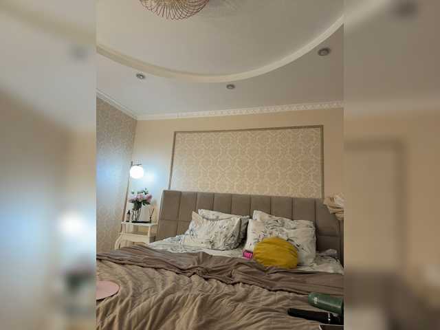 VICTORIA_ live cam