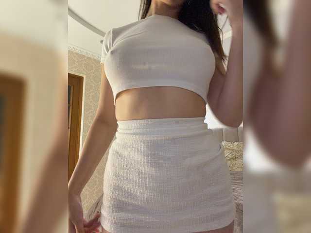 go to chat with VICTORIA_