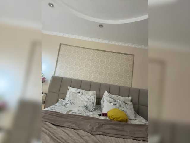 go to chat with VICTORIA_