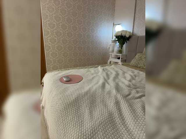 Vikusha's BongaCams show and profile