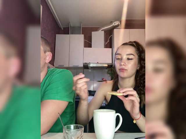 Cat-meowa live cam on BongaCams