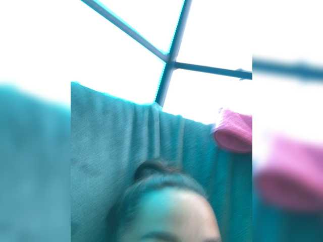 Cat-meowa live cam on BongaCams