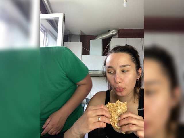 Cat-meowa live cam on BongaCams