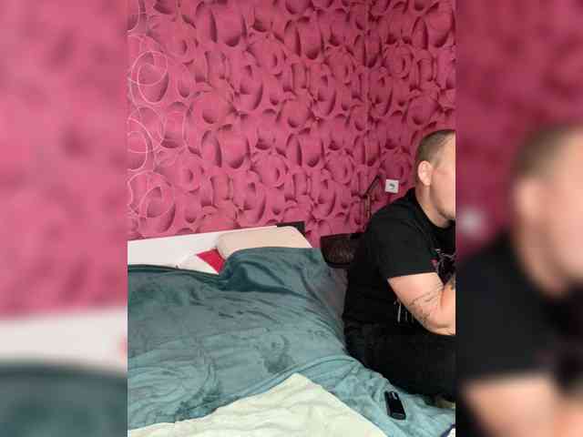 SexyBeast69 webcam