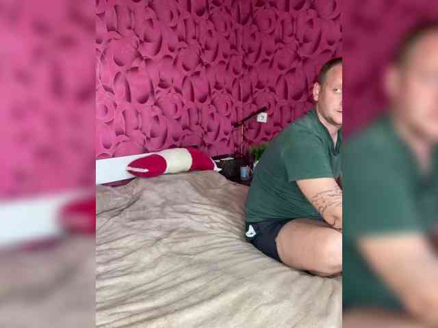 SexyBeast69 webcam