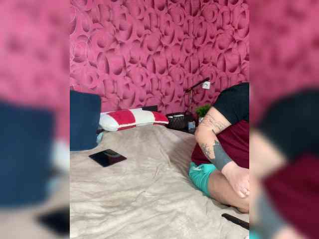 SexyBeast69 webcam