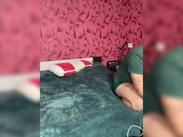 SexyBeast69 webcam