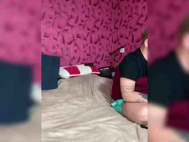 SexyBeast69 webcam