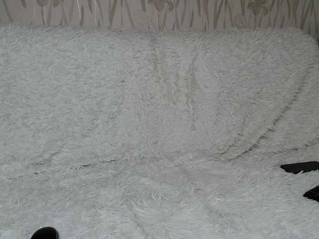 PrettyAngel777 webcam