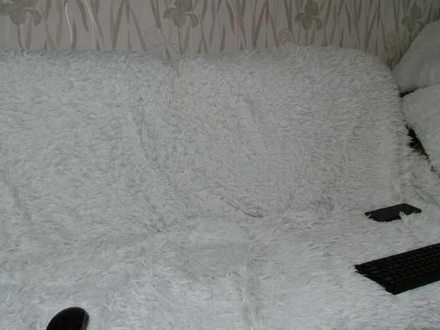 PrettyAngel777 webcam