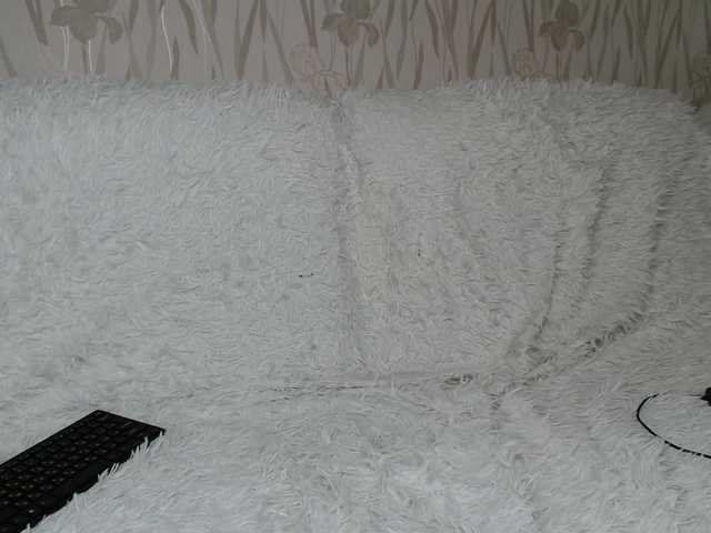 PrettyAngel777 webcam