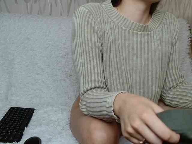 PrettyAngel777 webcam