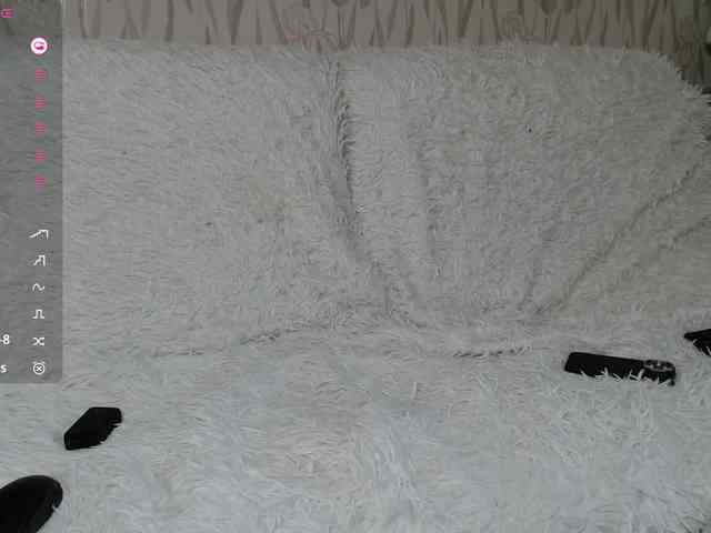PrettyAngel777 webcam