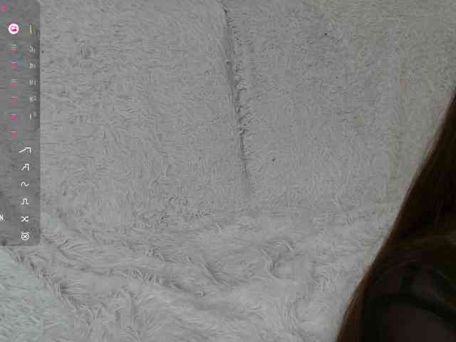 PrettyAngel777 webcam