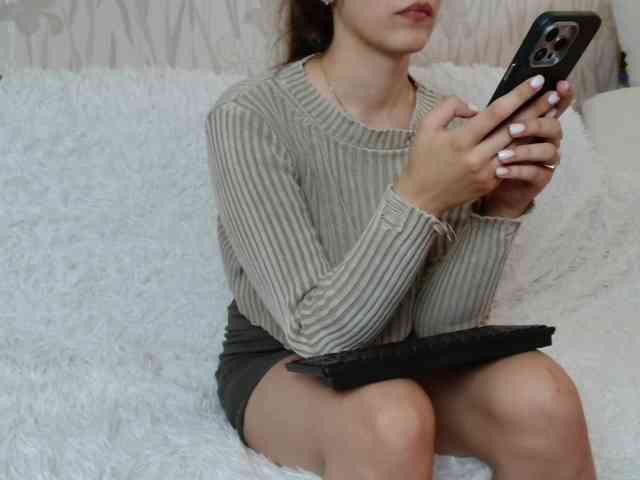 PrettyAngel777 webcam