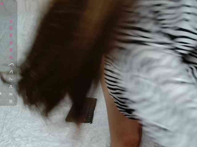 PrettyAngel777 webcam