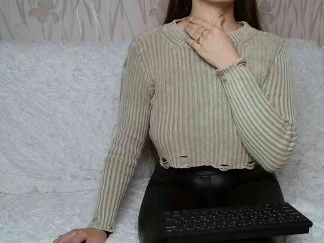 PrettyAngel777 webcam