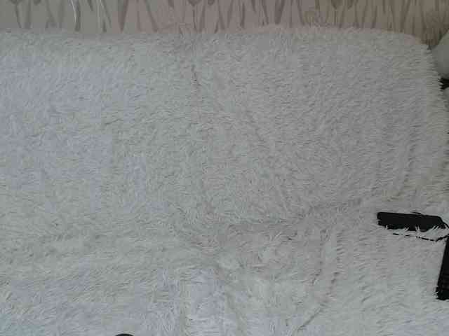 PrettyAngel777 webcam