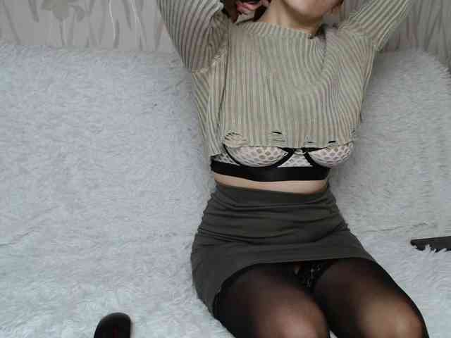 PrettyAngel777 webcam
