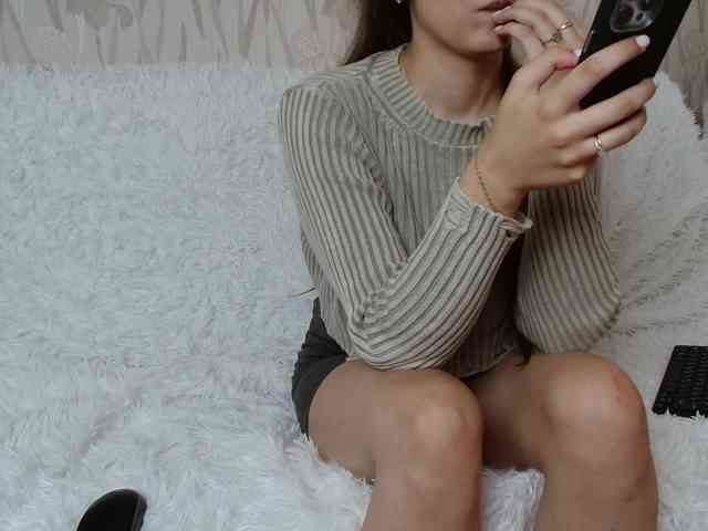 PrettyAngel777 webcam