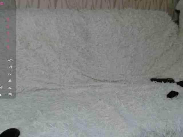PrettyAngel777 webcam