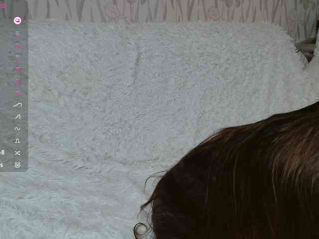 PrettyAngel777 webcam